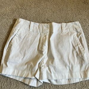 chino short